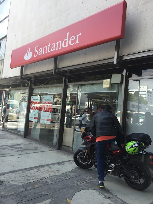 Foto de Santander Serfín Sucursal Paseo Bravo