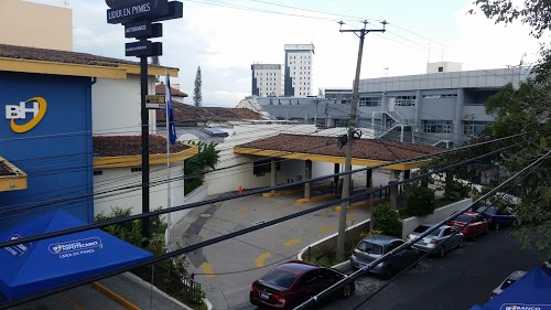 Foto de Banco Hipotecario Senda Florida