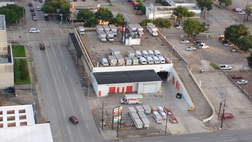 Foto de U-Haul Moving & Storage of Midtown at San Jacinto