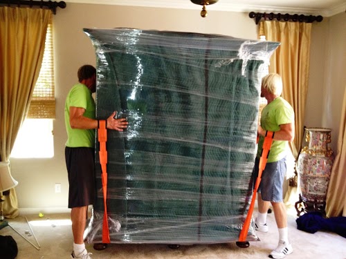 Foto de Finch Moving and Storage San Diego