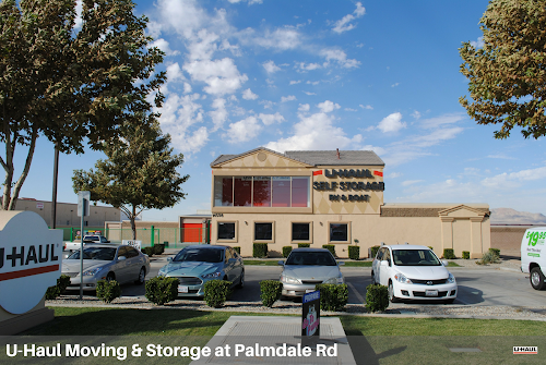 Foto de U-Haul Moving & Storage at Palmdale Rd